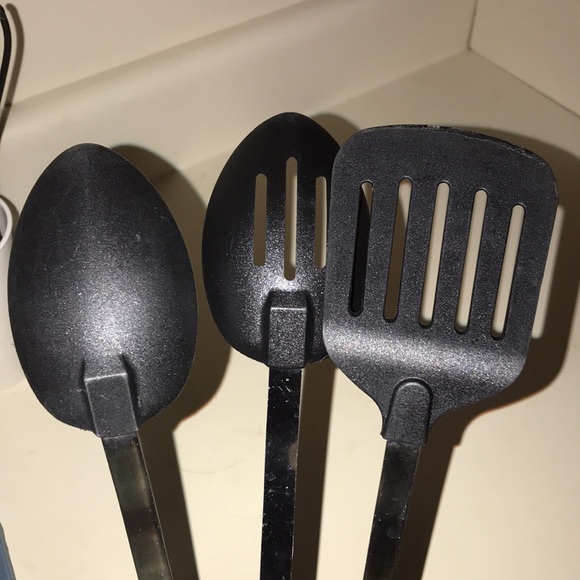 ONEIDAS STAINLESS KITCHEN UTENSILS (SET OF 3) - Picture 6 of 11